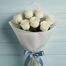 Букет 7 Белых роз Эдлесс Лав в Няндоме