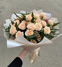 Букет Кремовые розы Латте в Няндоме