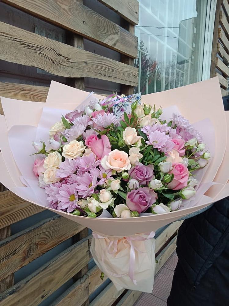 Букет цветов из: Розы и Хризантемы в Няндоме