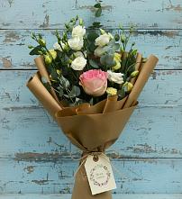 Букет цветов из:  Розы и Лизиантусы #REPLACE_PRED# Няндоме